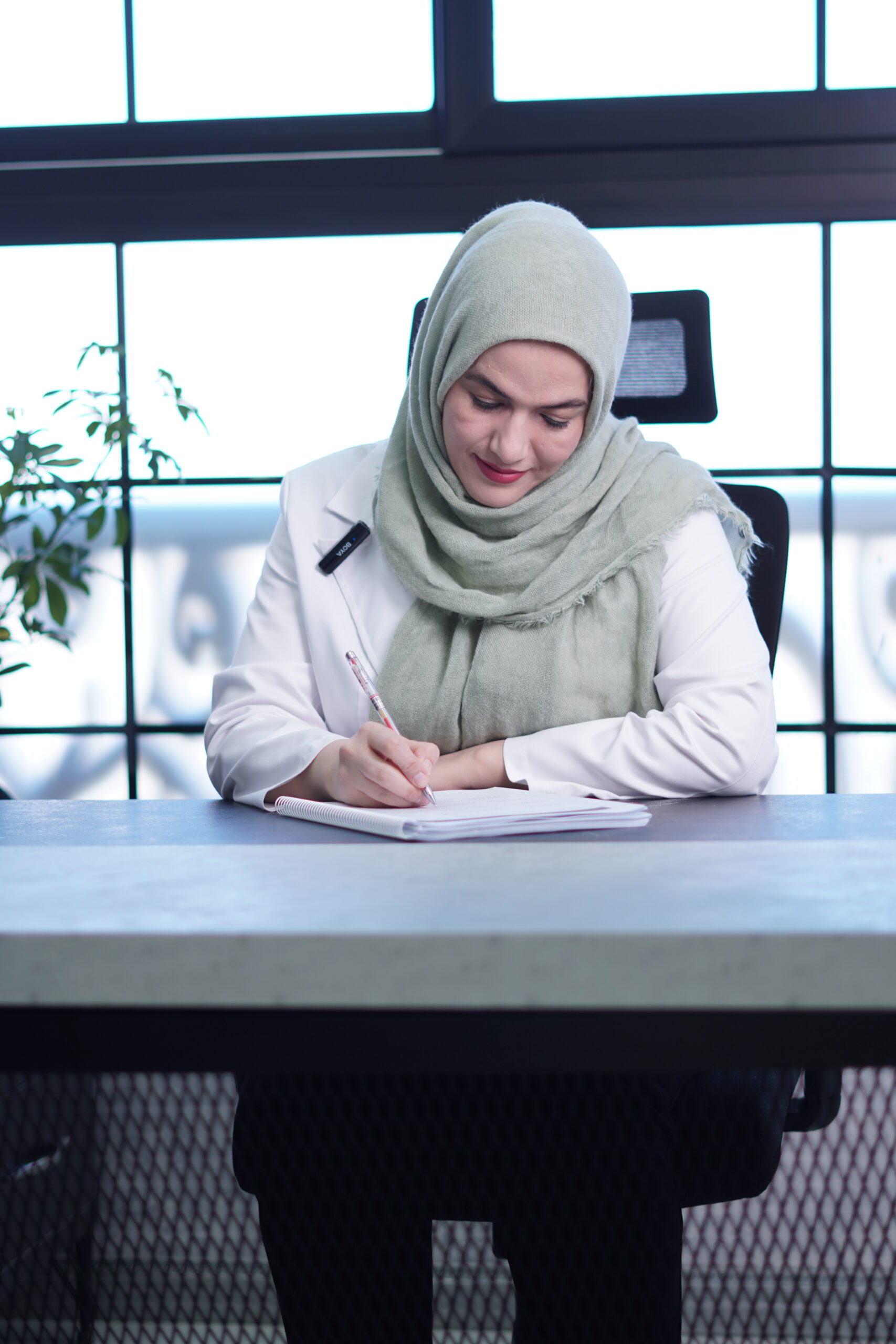 دکتر زینب کریمی